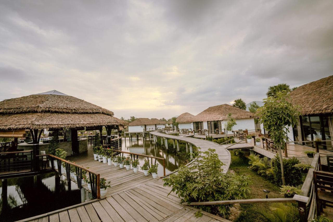 Good Time Relax Resort Kampot Esterno foto